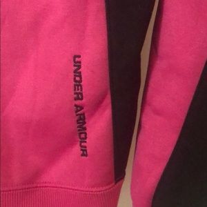 Under Amour sweatshirt